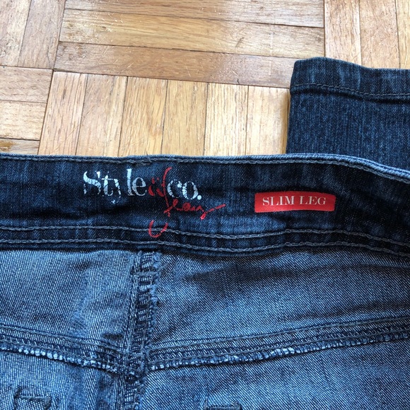 Style & Co Slim Leg Dark Wash Jeans Size 12 - Picture 2 of 5